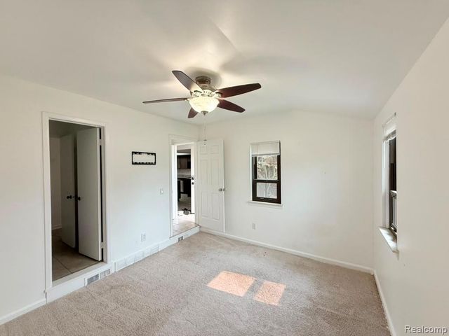 2910 Moon Lake Drive, West Bloomfield, MI 48323