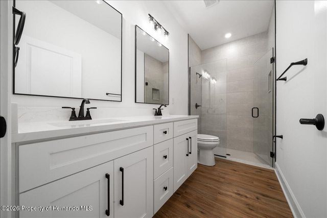 10325 Dotted Wren Avenue, Weeki Wachee, FL 34613