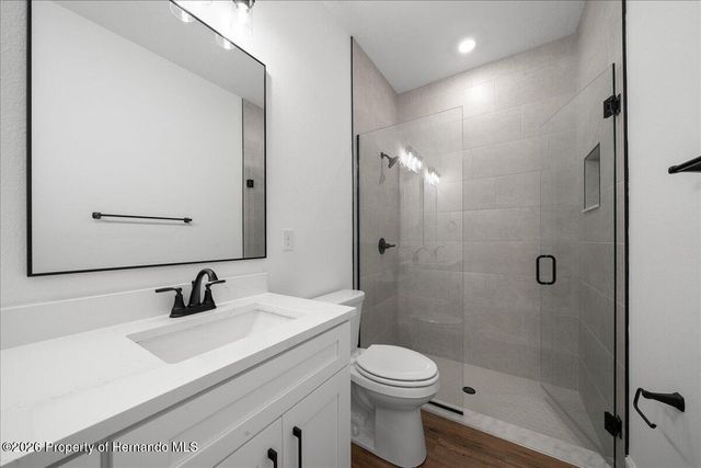 10325 Dotted Wren Avenue, Weeki Wachee, FL 34613