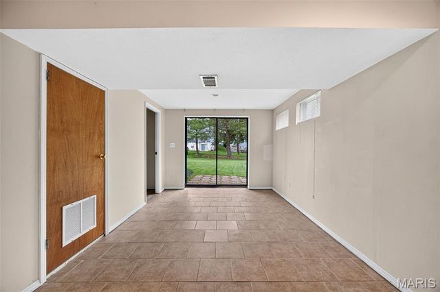 1319 Cambrook Court, St Charles, MO 63304