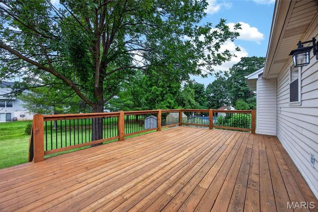 1319 Cambrook Court, St Charles, MO 63304