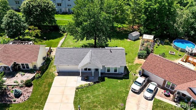 1319 Cambrook Court, St Charles, MO 63304