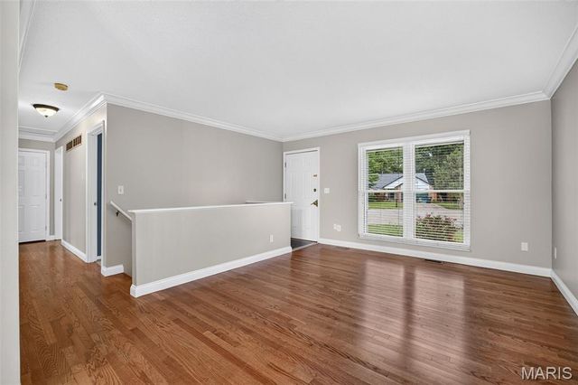1319 Cambrook Court, St Charles, MO 63304