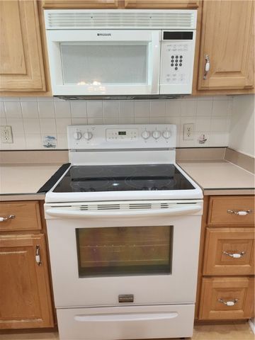 500 Ashbrook Drive, Brunswick, GA 31525