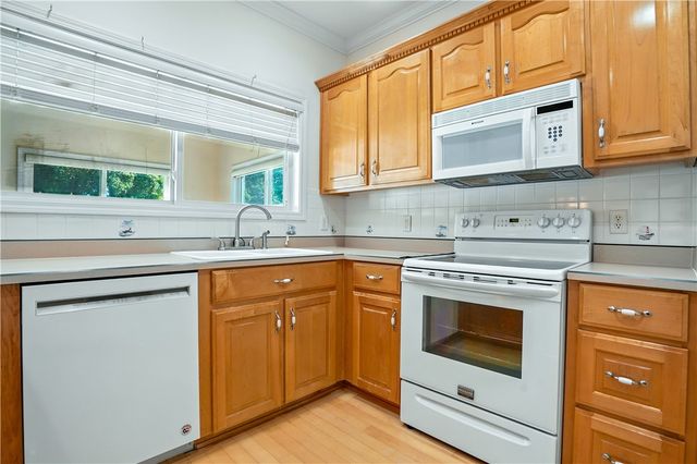 500 Ashbrook Drive, Brunswick, GA 31525