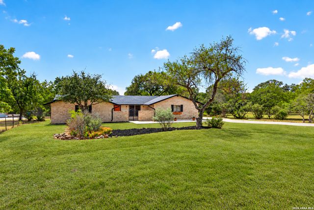 21521 Fairview Cir, Garden Ridge, TX 78266