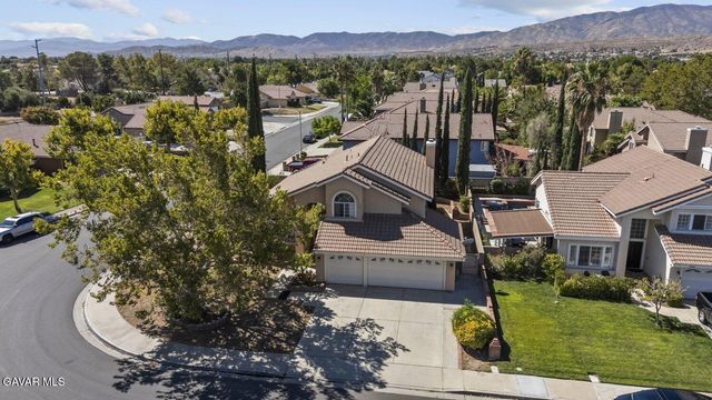 3022 Fairgreen Ln Lane, Palmdale, CA 93551