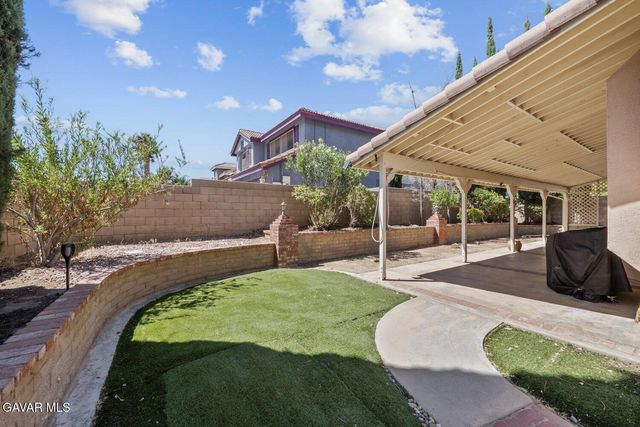 3022 Fairgreen Ln Lane, Palmdale, CA 93551