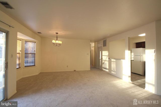 103 Claridge Court 5, West Windsor, NJ 08540