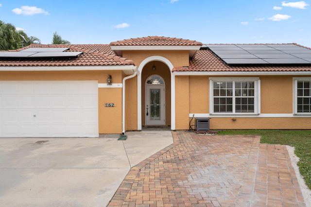 152 NE Twylite Terrace, Port St Lucie, FL 34983