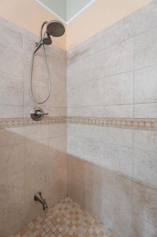 152 NE Twylite Terrace, Port St Lucie, FL 34983