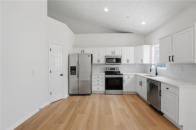 1225 Lafayette Square, Mcdonough, GA 30252