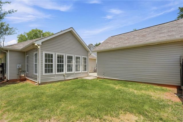 1225 Lafayette Square, Mcdonough, GA 30252