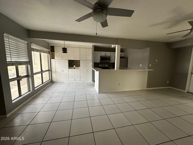 1701 W TUCKEY Lane 209, Phoenix, AZ 85015