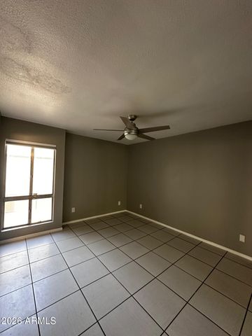 1701 W TUCKEY Lane 209, Phoenix, AZ 85015