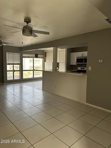 1701 W TUCKEY Lane 209, Phoenix, AZ 85015