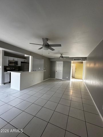 1701 W TUCKEY Lane 209, Phoenix, AZ 85015