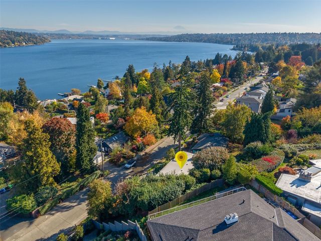 6749 55th Avenue S, Seattle, WA 98118