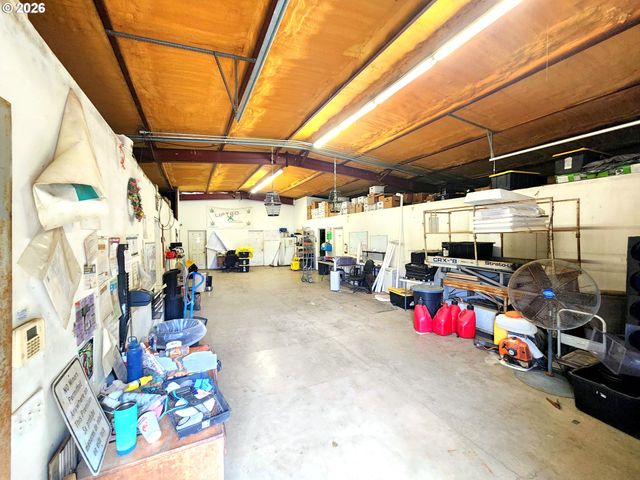 85106 TERRITORIAL Hwy, Eugene, OR 97402