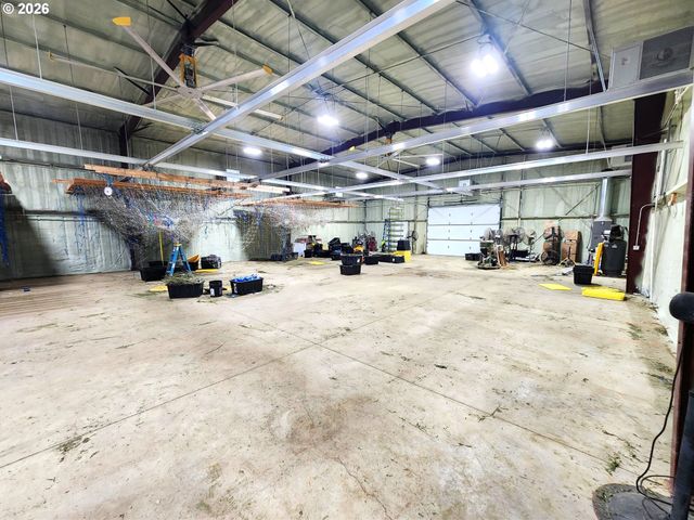 85106 TERRITORIAL Hwy, Eugene, OR 97402