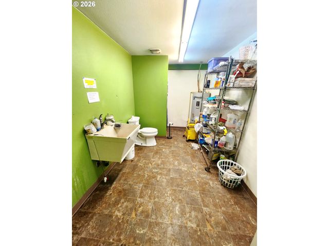 85106 TERRITORIAL Hwy, Eugene, OR 97402