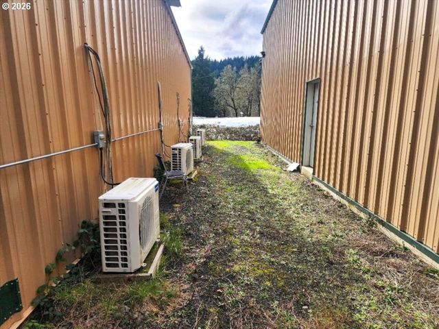 85106 TERRITORIAL Hwy, Eugene, OR 97402