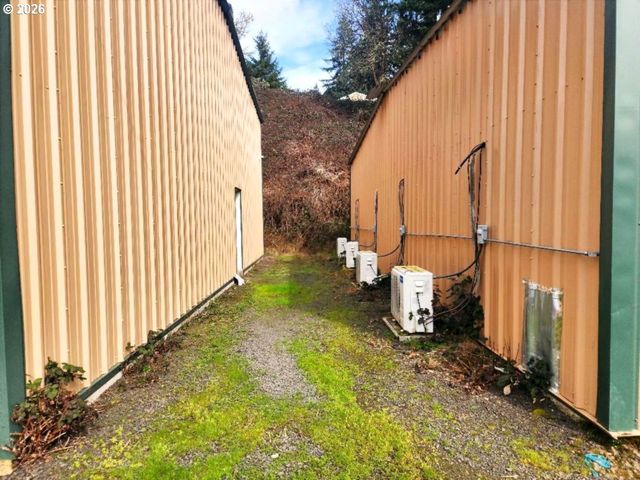 85106 TERRITORIAL Hwy, Eugene, OR 97402