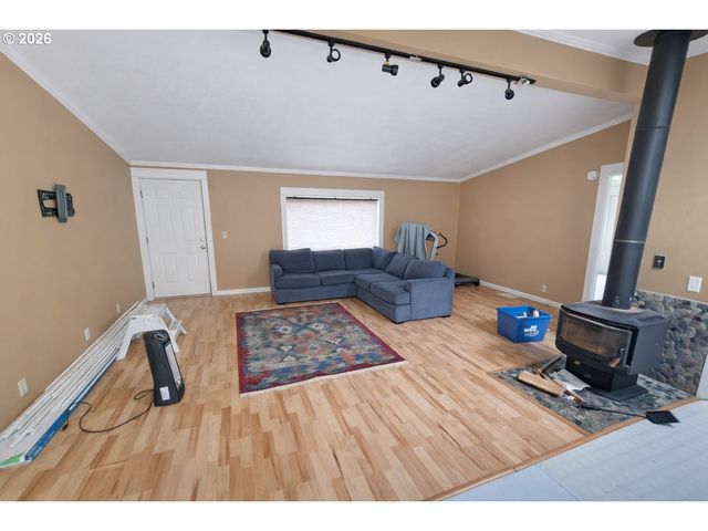 85106 TERRITORIAL Hwy, Eugene, OR 97402