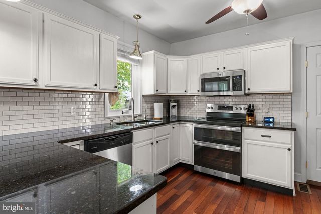 108 S BELL AVE, Yardley, PA 19067