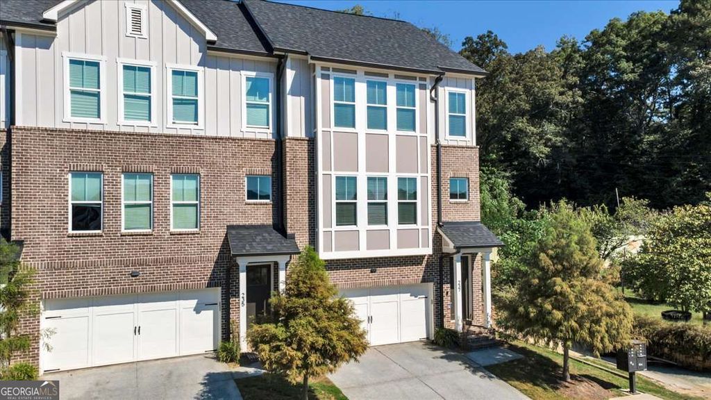 237 W Marietta Street, Canton, GA 30114 — photo 2