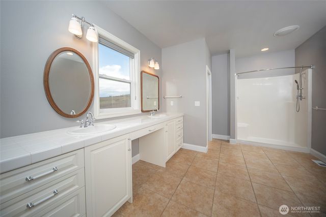 480 Edgemont Loop Road, Ellensburg, WA 98926