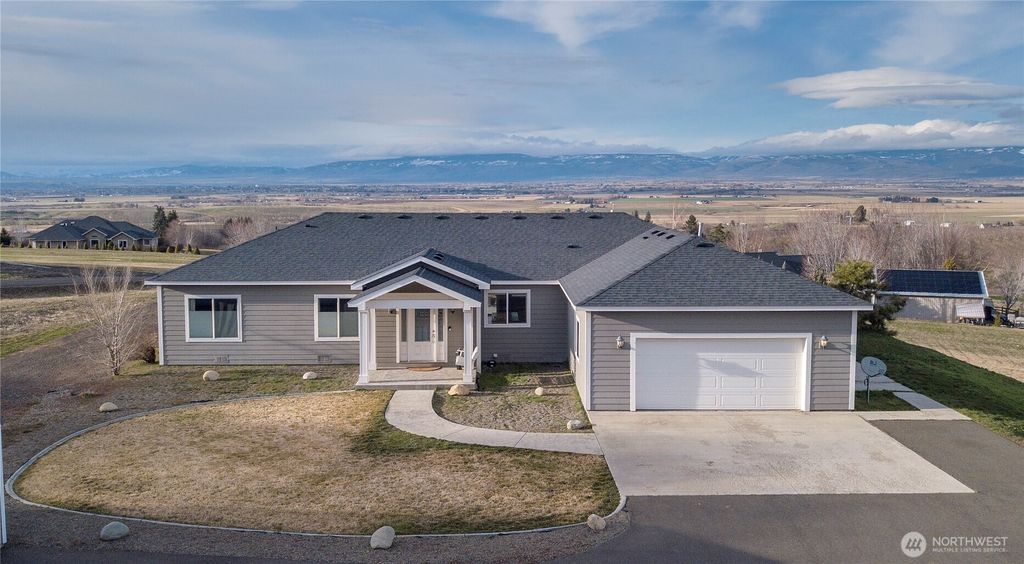 480 Edgemont Loop Road, Ellensburg, WA 98926