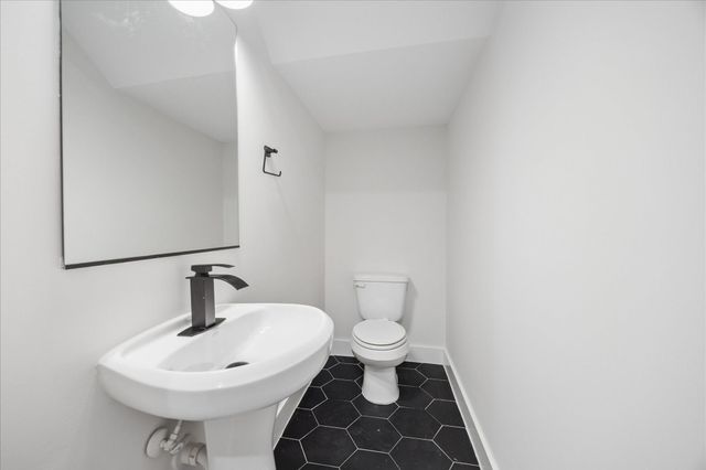 2625 Paul Quinn Street A, Houston, TX 77091