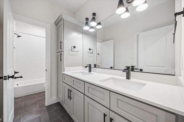 2625 Paul Quinn Street A, Houston, TX 77091