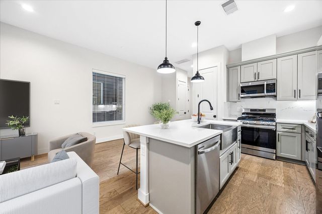 2625 Paul Quinn Street A, Houston, TX 77091