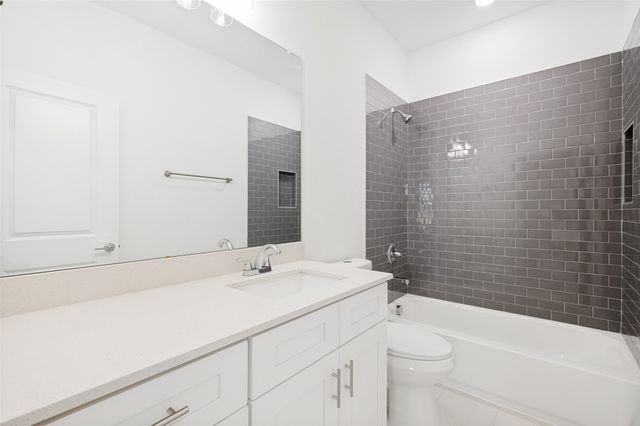 5609 Woodlands Drive, The Colony, TX 75056