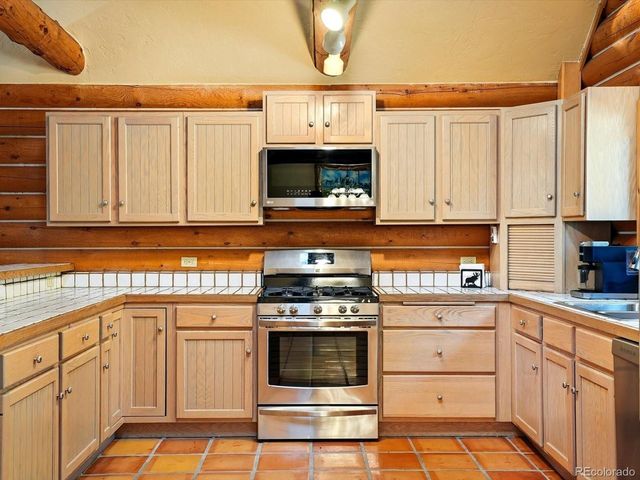 8220 Iowa Gulch Rd, Morrison, CO 80465