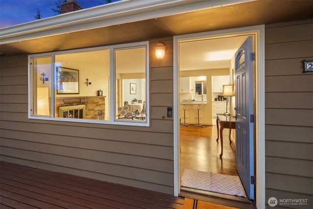 23318 3rd Place W, Bothell, WA 98021