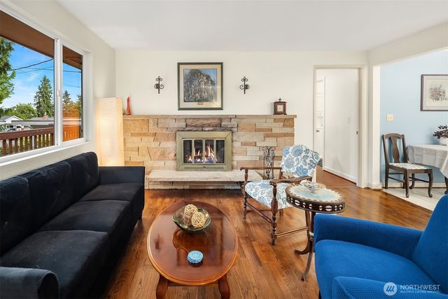 23318 3rd Place W, Bothell, WA 98021