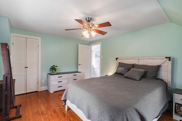 464 N TYSON AVE, Glenside, PA 19038