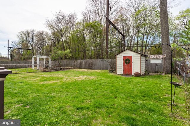 464 N TYSON AVE, Glenside, PA 19038