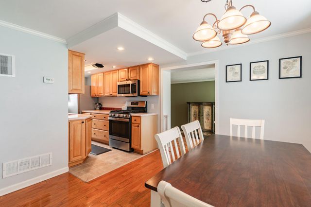 464 N TYSON AVE, Glenside, PA 19038