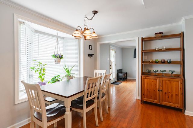 464 N TYSON AVE, Glenside, PA 19038