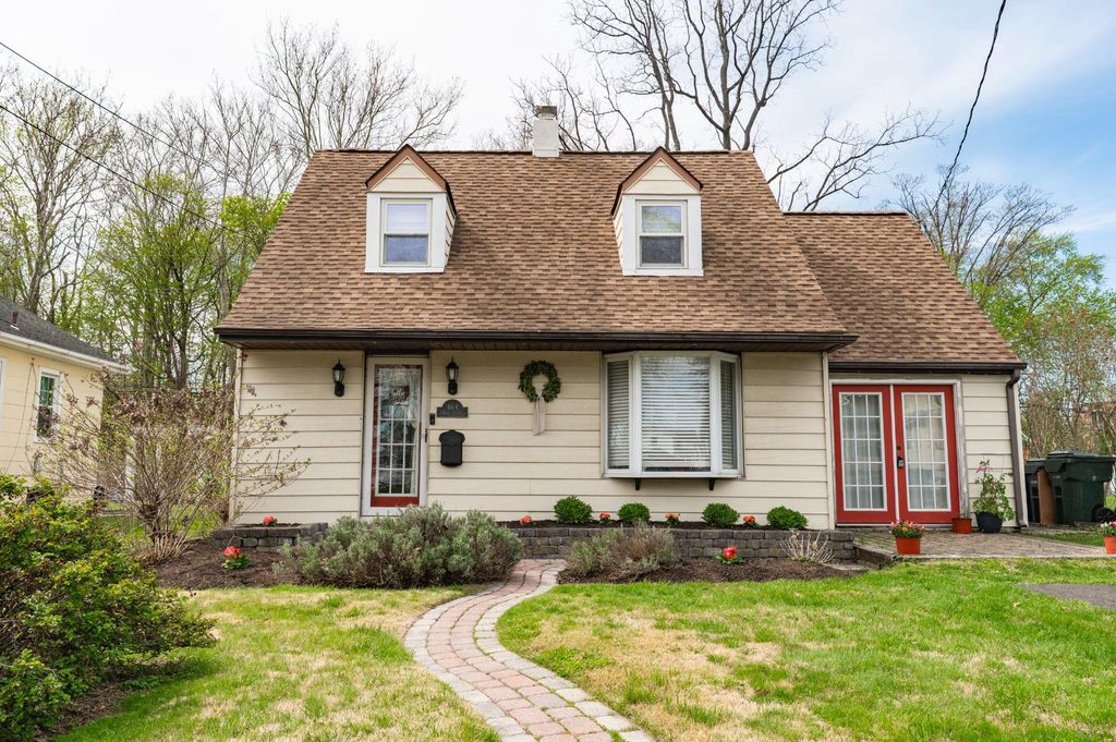 464 N TYSON AVE, Glenside, PA 19038