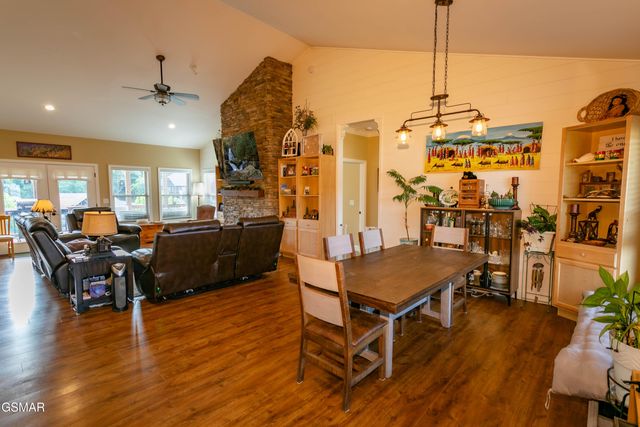 3446 Cove Meadows Drive, Sevierville, TN 37862