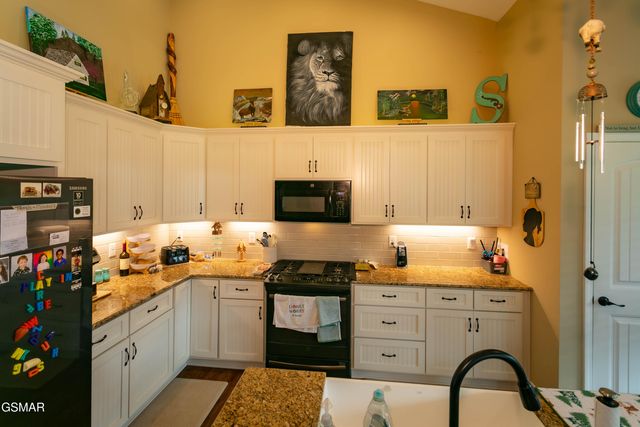 3446 Cove Meadows Drive, Sevierville, TN 37862