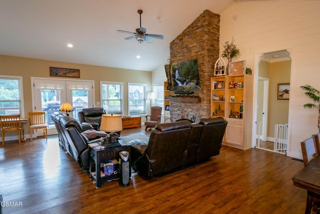 3446 Cove Meadows Drive, Sevierville, TN 37862