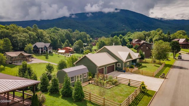 3446 Cove Meadows Drive, Sevierville, TN 37862