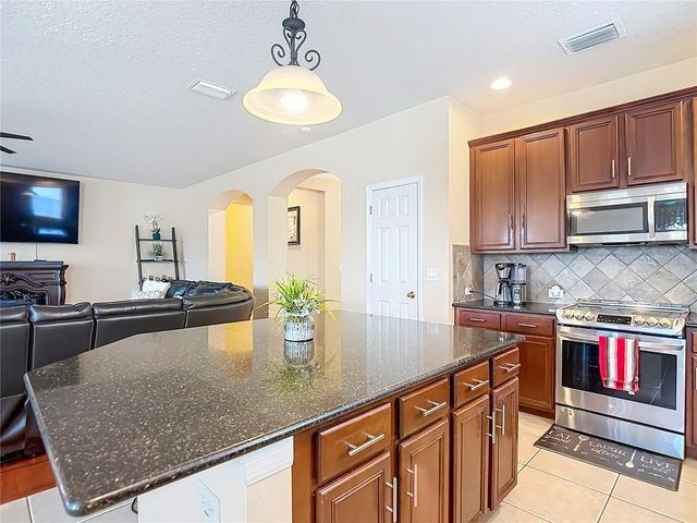 8511 NORTHTON GROVES BOULEVARD, Odessa, FL 33556