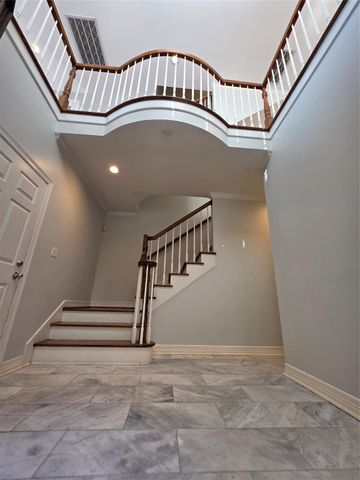 1714 Roy Street, Houston, TX 77007